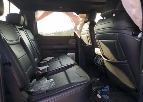 2025 Ford F150 Raptor from USA, damaged, VIN 1FTFW1RG5SFB01369